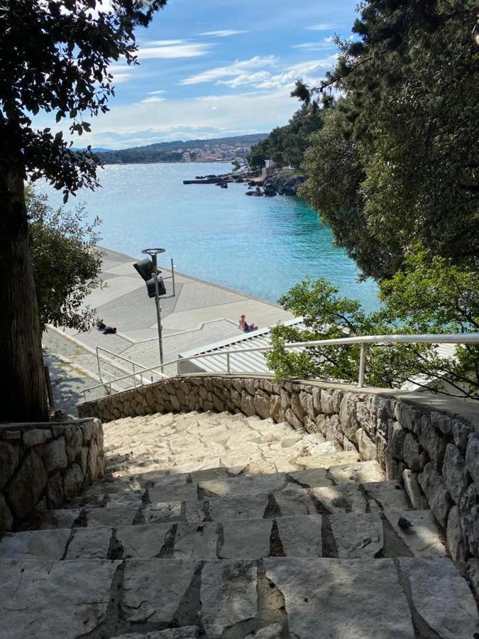 Vila Beleca Krk - Apartments Rest & Sea Krk Town Extérieur photo