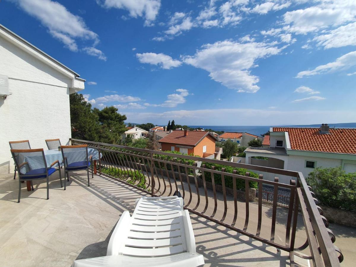 Vila Beleca Krk - Apartments Rest & Sea Krk Town Extérieur photo
