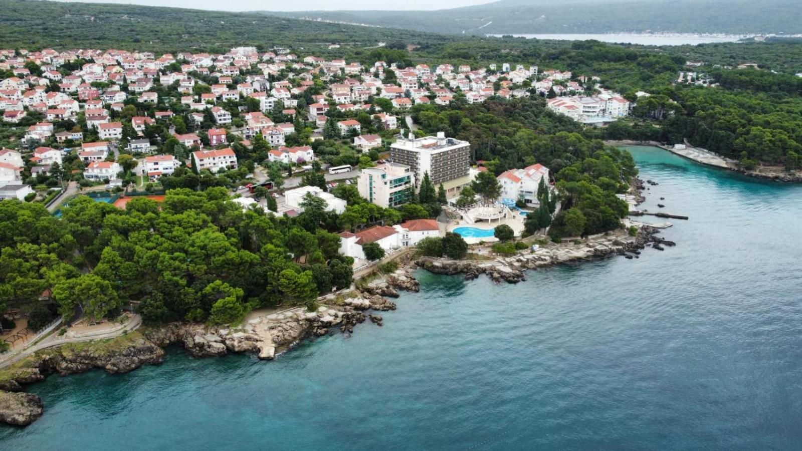 Vila Beleca Krk - Apartments Rest & Sea Krk Town Extérieur photo