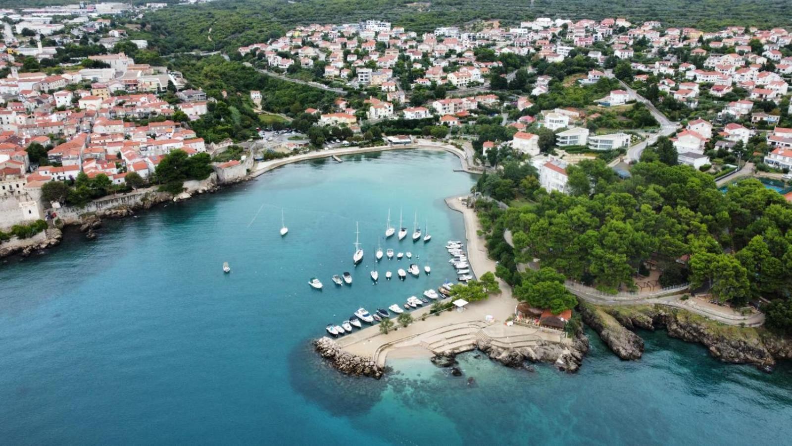 Vila Beleca Krk - Apartments Rest & Sea Krk Town Extérieur photo