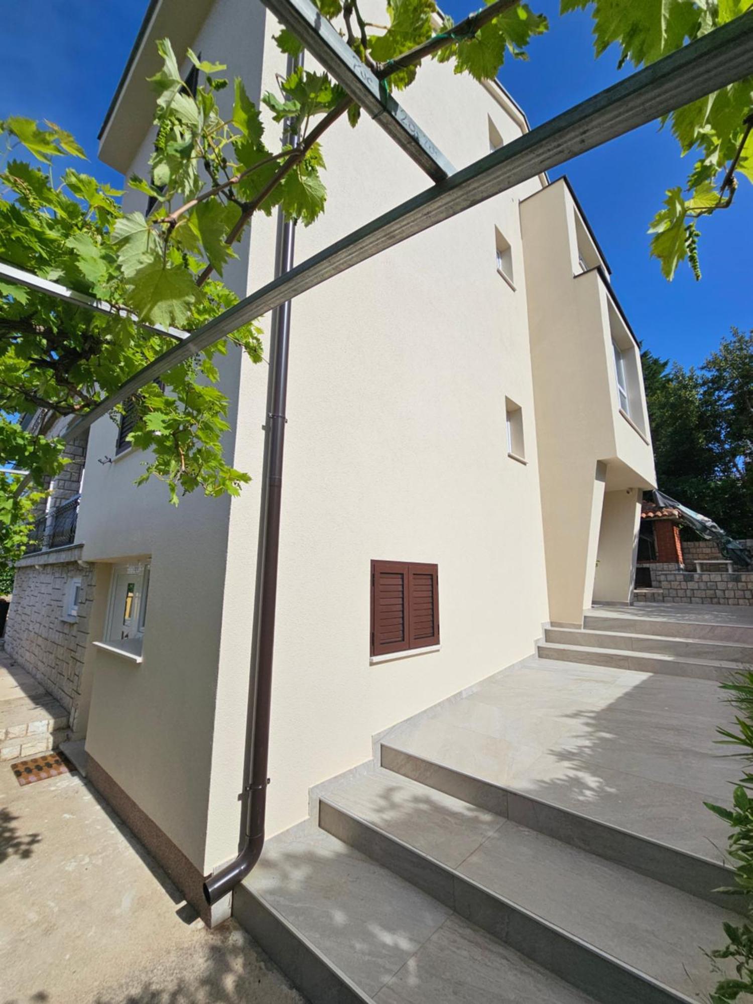 Vila Beleca Krk - Apartments Rest & Sea Krk Town Extérieur photo