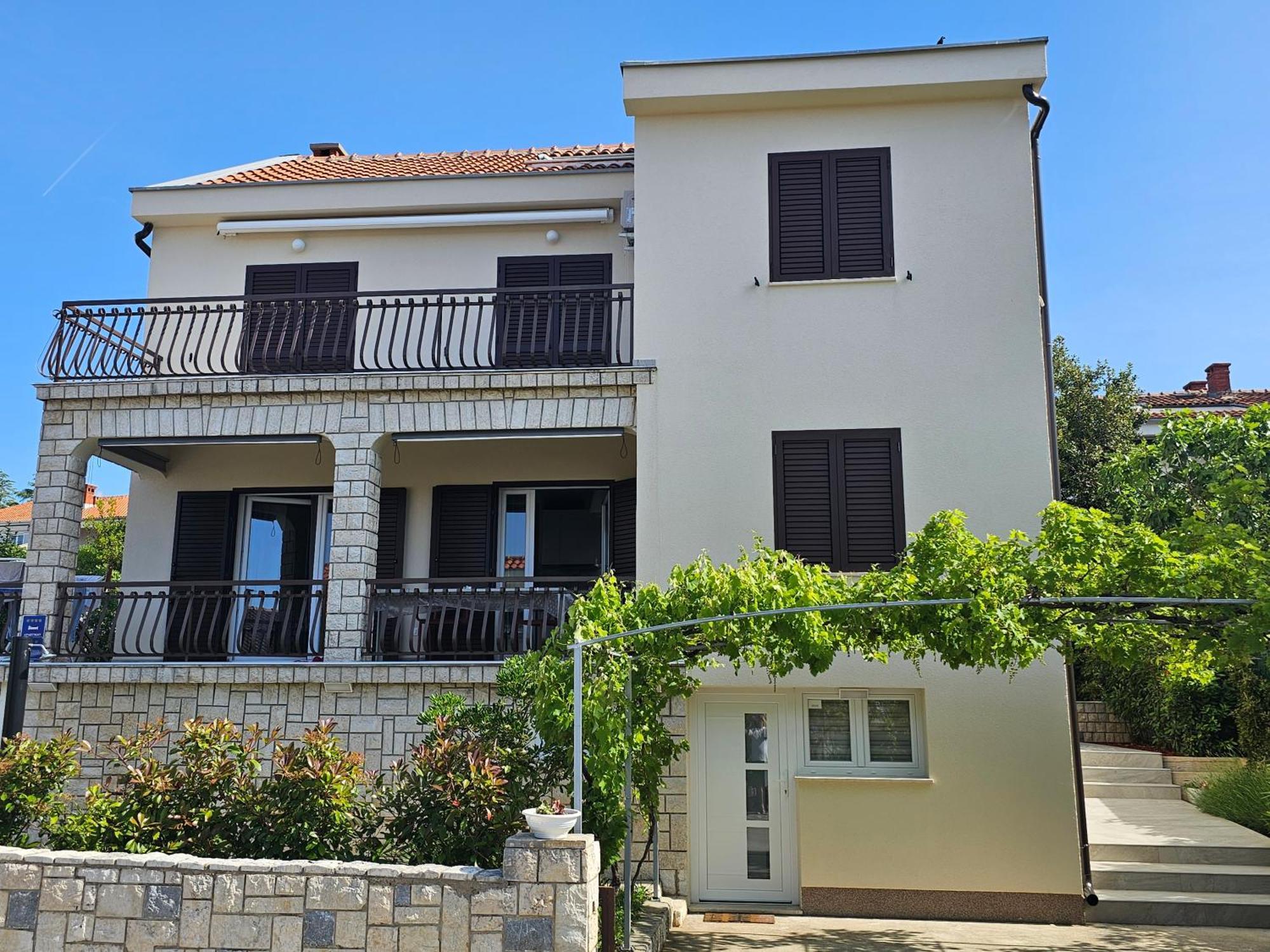 Vila Beleca Krk - Apartments Rest & Sea Krk Town Extérieur photo